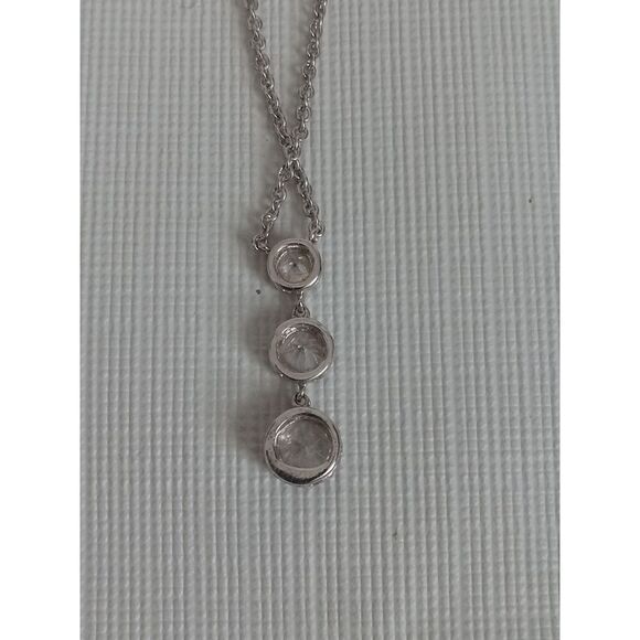 Triple Stone Drop Pendant Silver Toned Cable Link Lightweight Fashion Necklace - Picture 4 of 8
